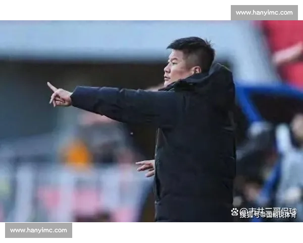 铁西夜燃冲超梦！杨旭陈星领唱，辽宁铁人 3-0 登顶中甲